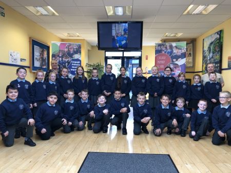 Miss Currie, Mrs Heasley and the Primary Five pupils